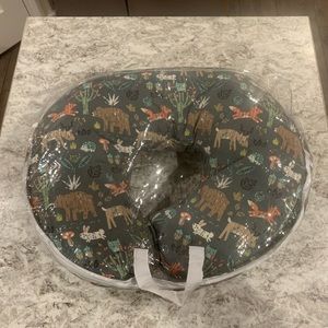 LIKE NEW Boppy Pillow with removable cover